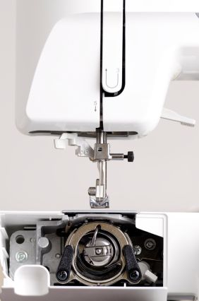 sewing-machine-maintenance (1)