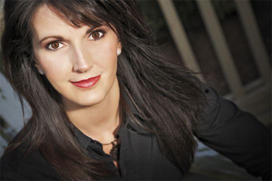 rebecca-alonzo-headshot